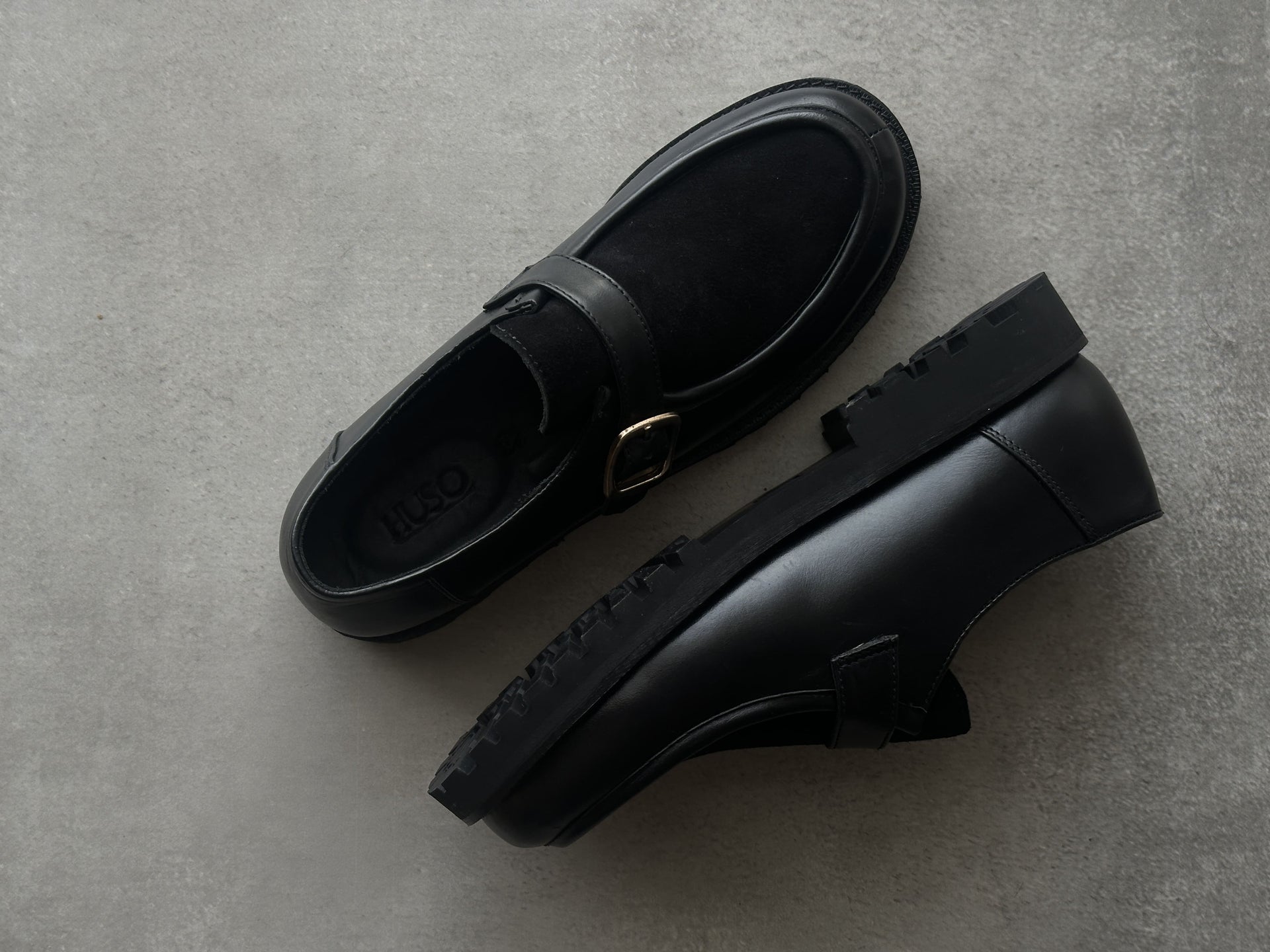 Camden Strap Derby
