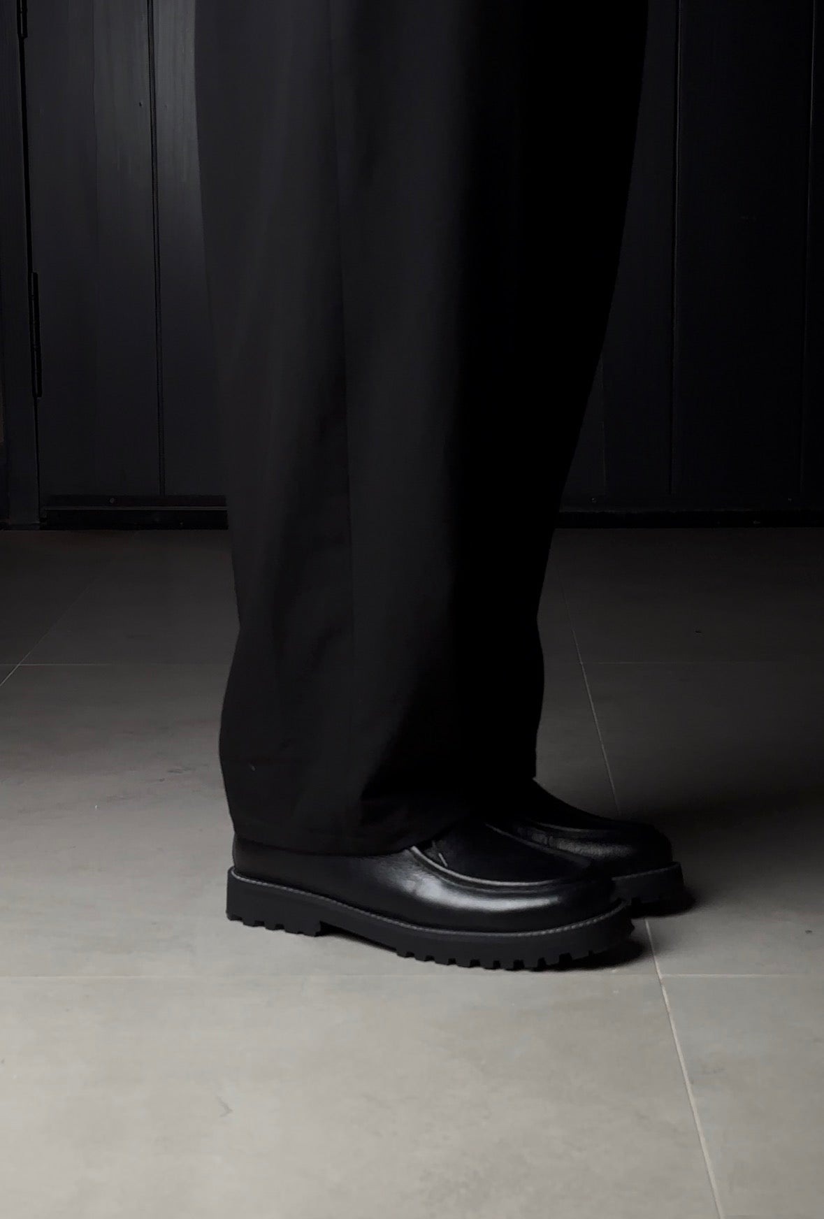 Moc Toe Obsidian Black - Huso Men's Shoes, Loafers, Boots & Clothing