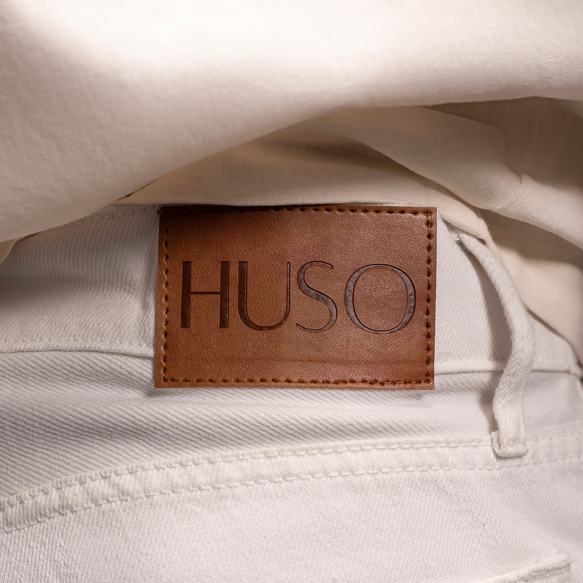 Classic Straight Jeans – White - My Store