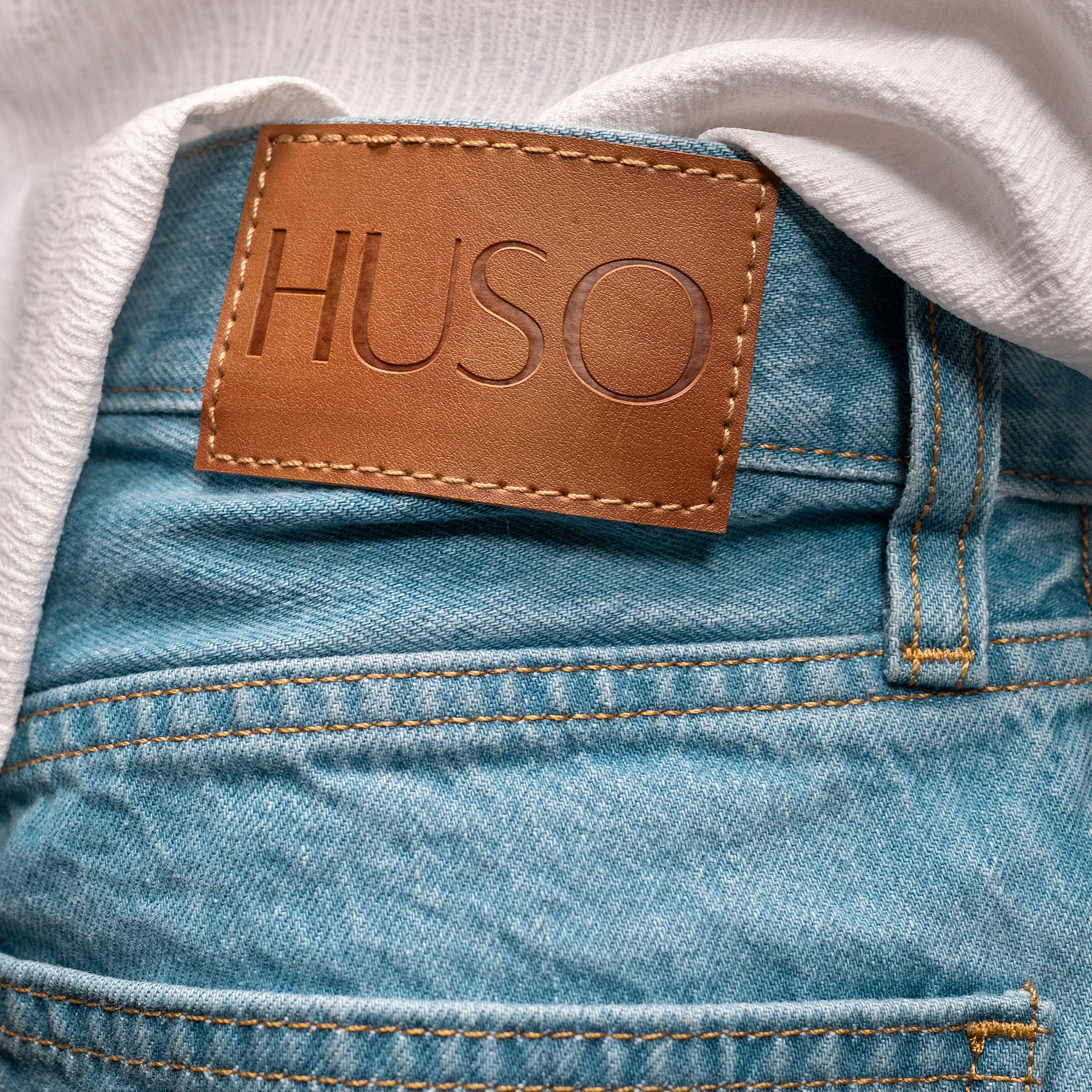 Classic Straight Jeans – Blue